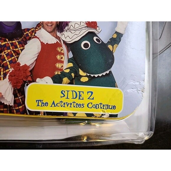 Leap Frog My First LeapPad The Wiggles Learn Dance Sing Preschool Cartridge Book - Picture 5 of 6